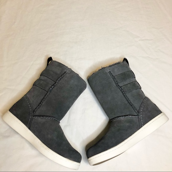 BearPaw Gray Suede Boots - Picture 7 of 8